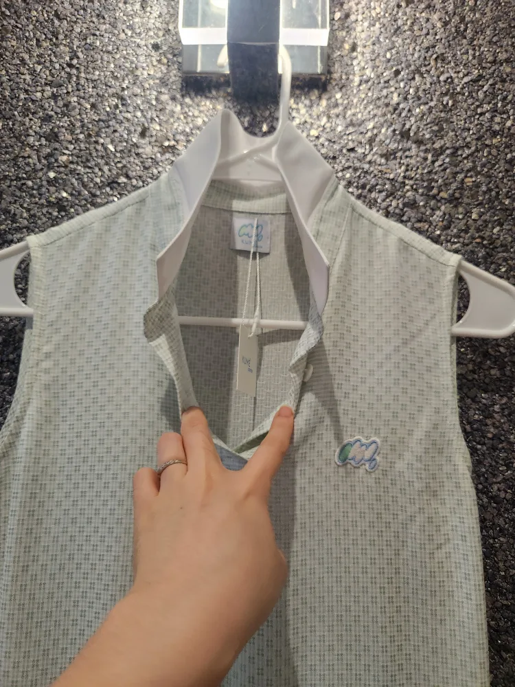 BNWT XS woman's Sleeveless GOLF Dress image indicator(2)