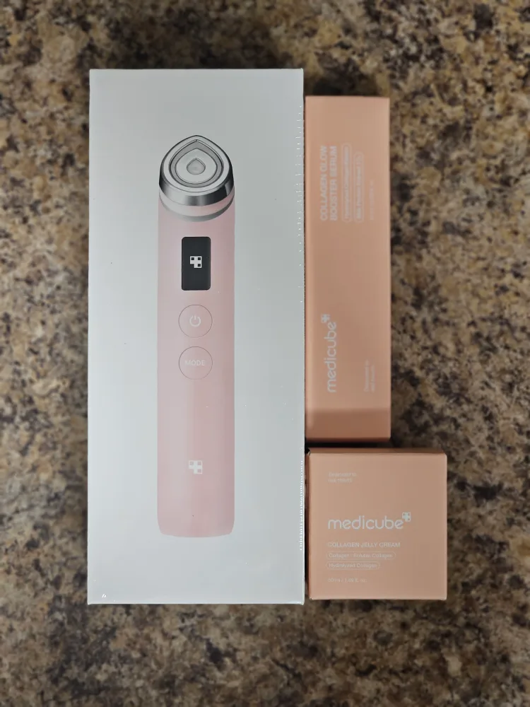 Medicube AGE-R Booster Pro + Collagen Booster & Jelly Cream thumbnail
