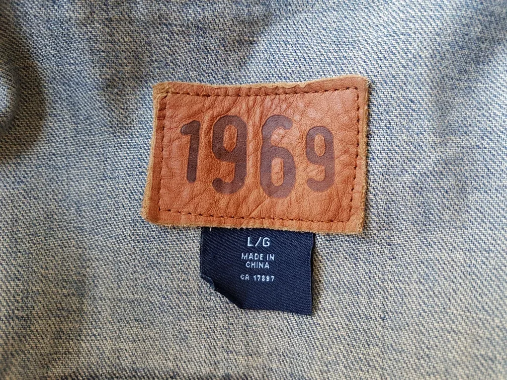 Gap 1969 Denim Jacket - Size Large image indicator(4)