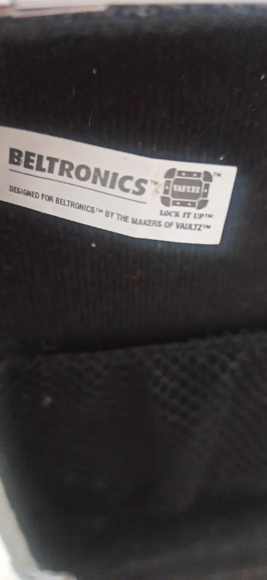 Beltronic Aluminum Carrying Case image indicator(8)