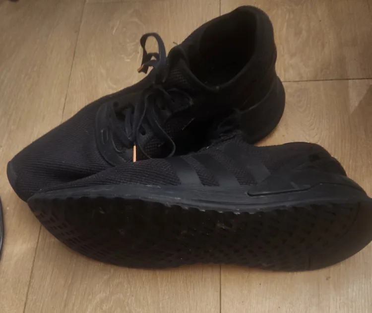 Adidas running shoes image indicator(4)