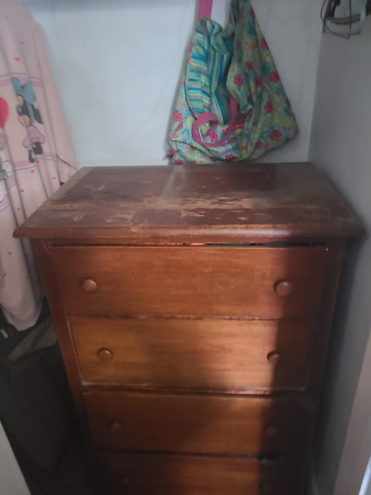 Three-Drawer Dresser cherry