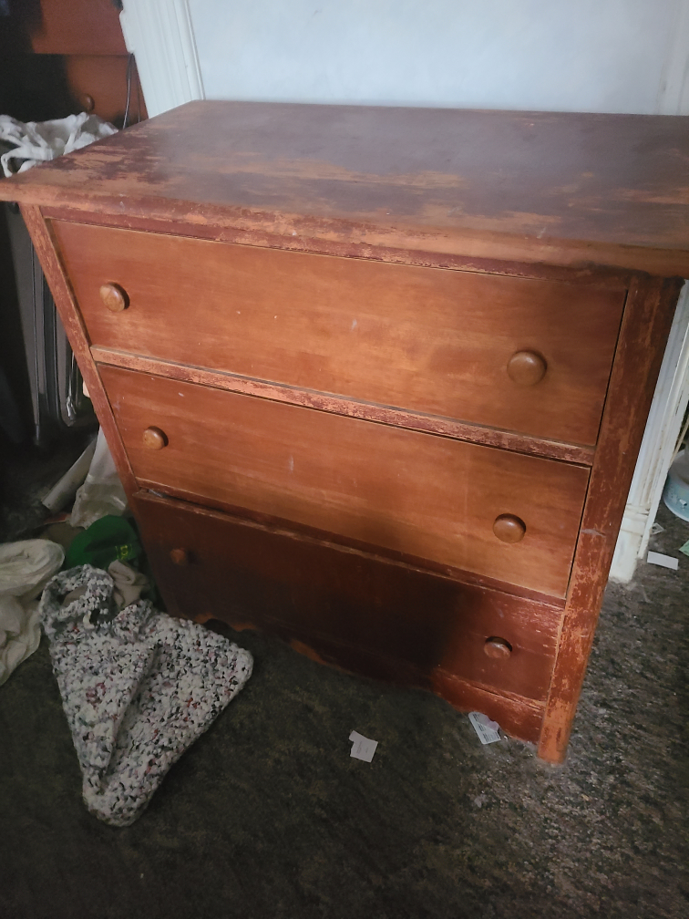 Three-Drawer Dresser cherry - photo 2