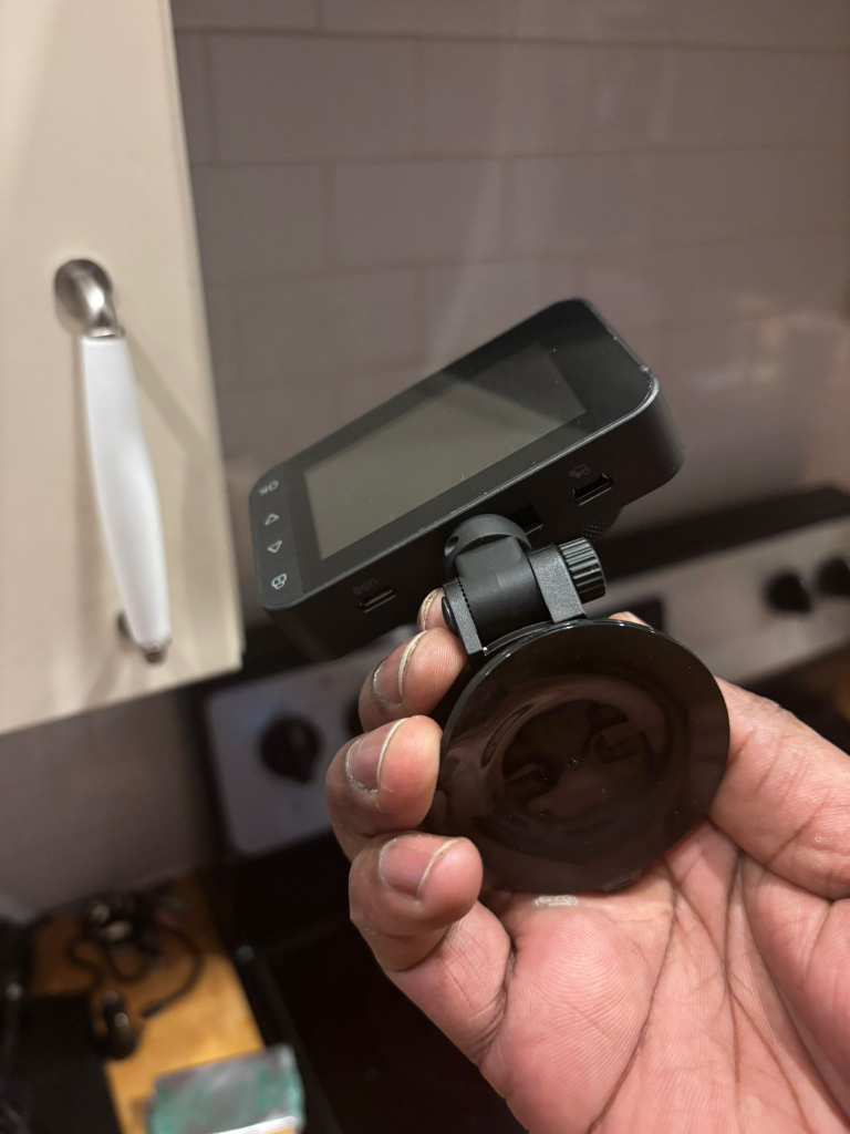 Z-EDGE R151E9 Dashcam with Suction Cup Mount - photo 5
