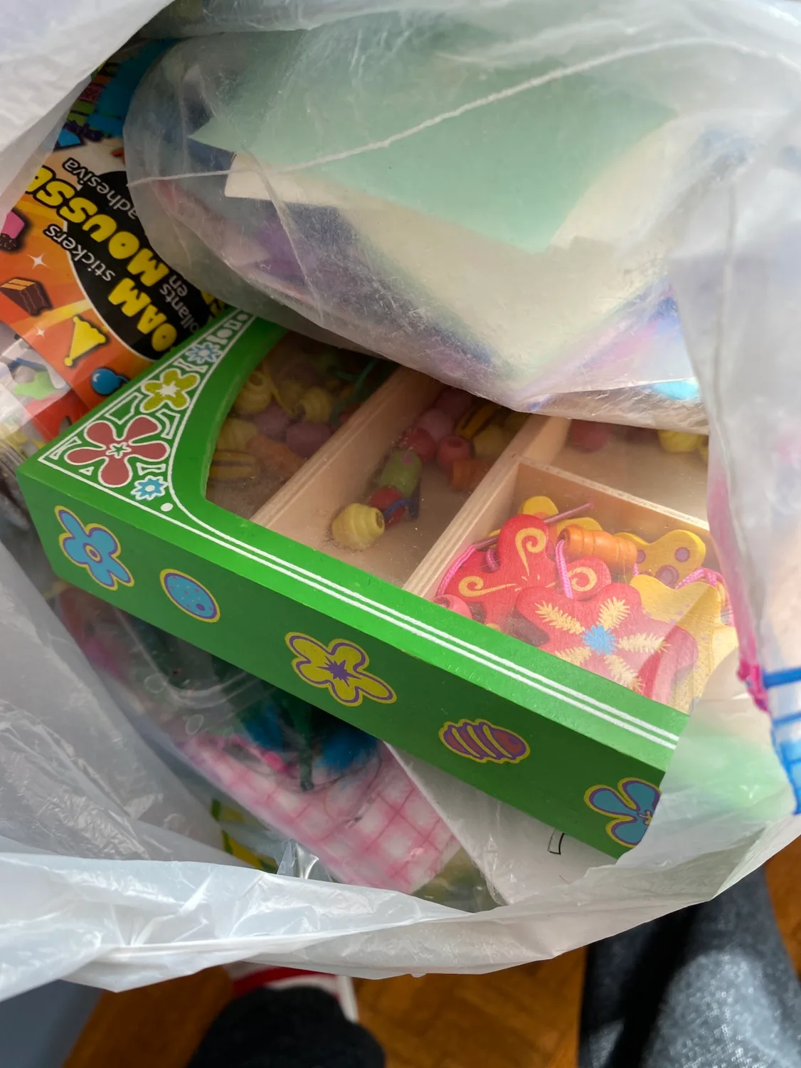 Kids' Clothing, Toys & Crafts Bundle image indicator(2)