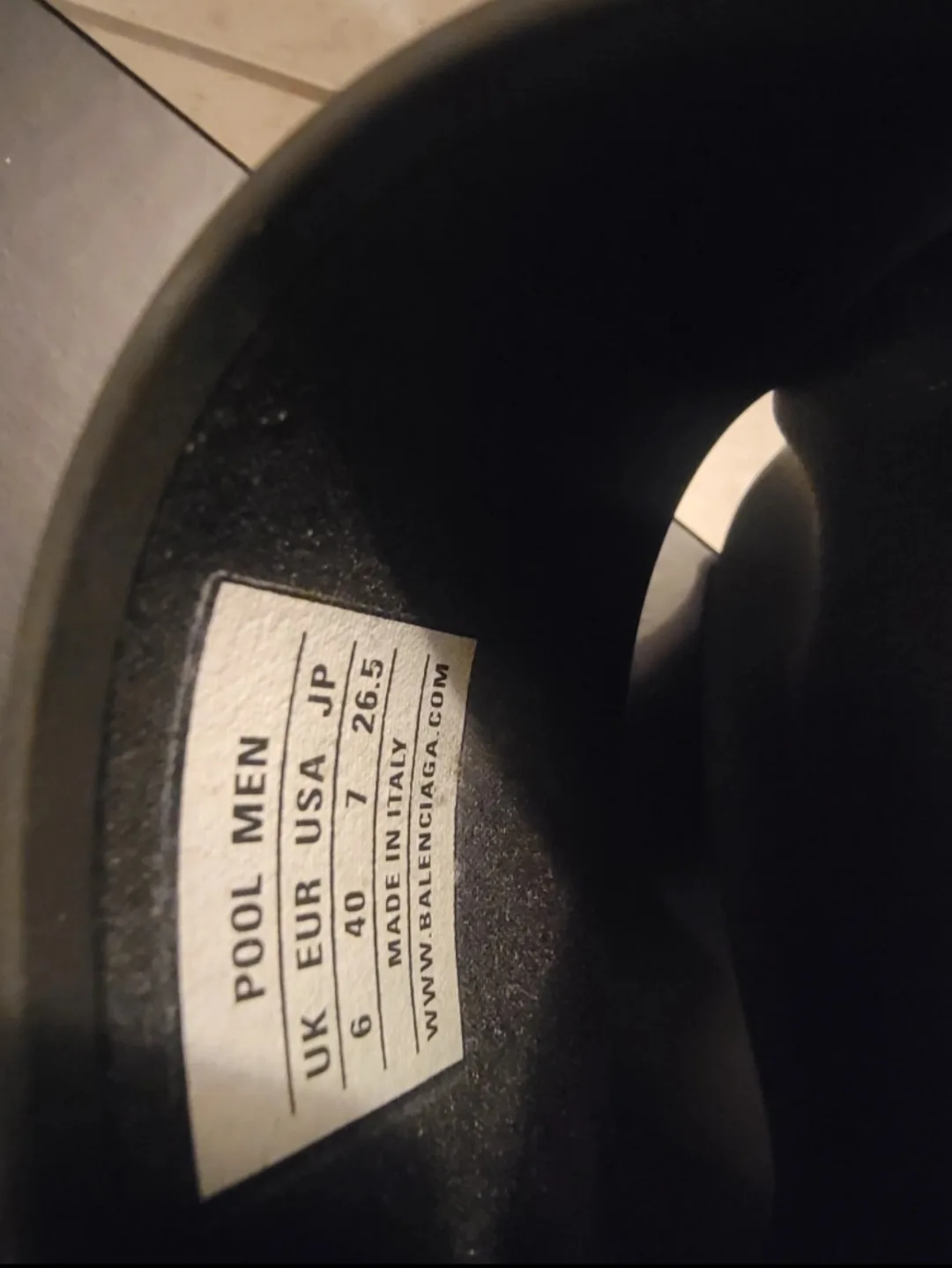 Mens Balenciaga Pool Slides image indicator(2)