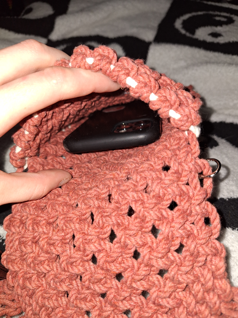 Crochet Phone Crossbody Bag - photo 4
