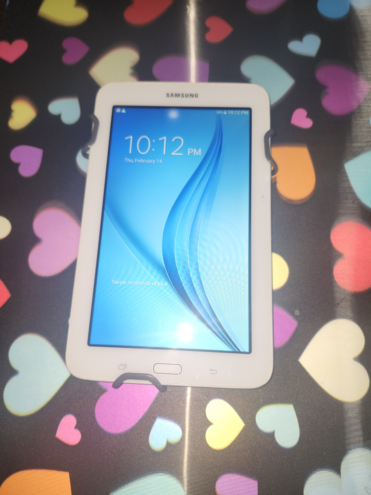 Samsung Galaxy Tab 4 7.0 Inch Tablet