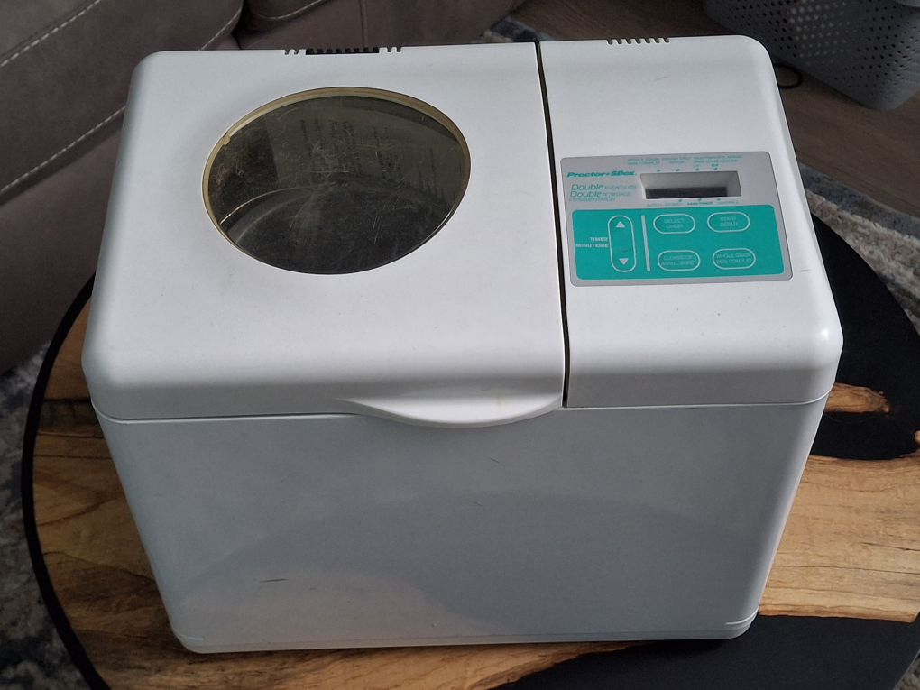 Proctor-Silex Double Knead & Rise Bread Maker