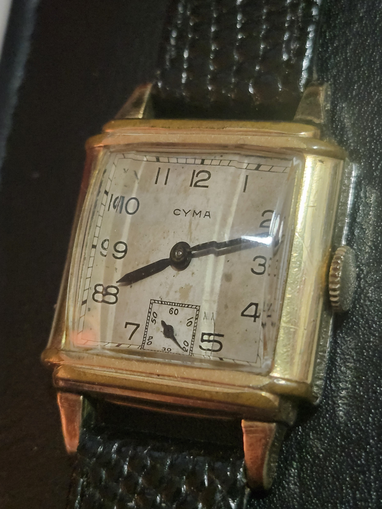 Vintage CYMA Gold-Tone Square Wristwatch - photo 2