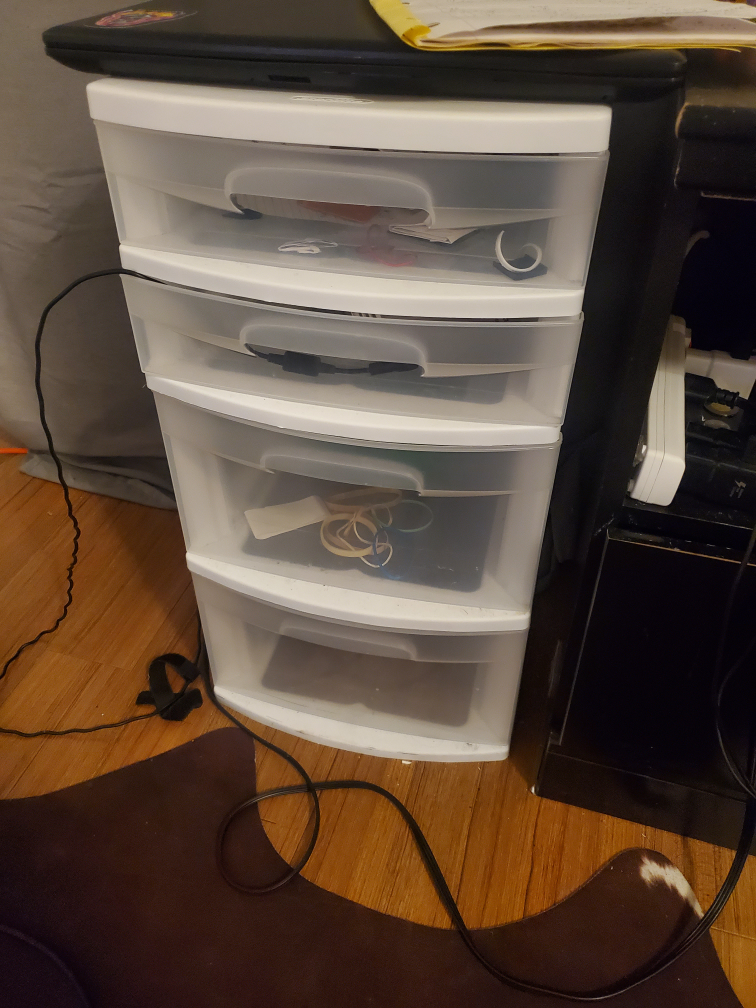Sterilite 3-Drawer Cart and ikea closet organizers - photo 4