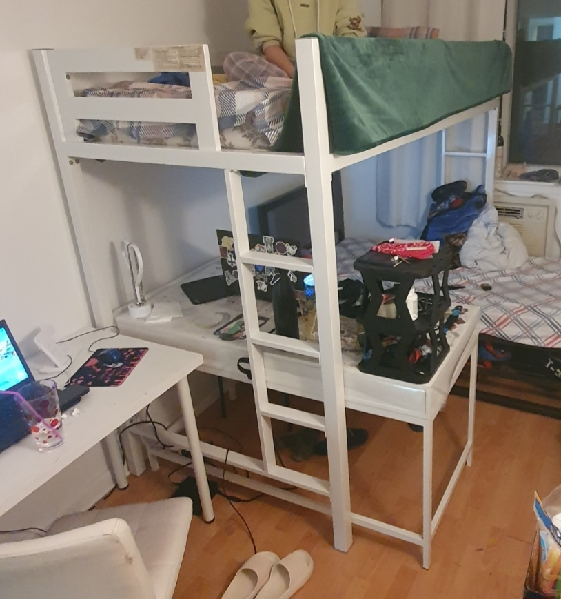 Twin Size metal bunk bed