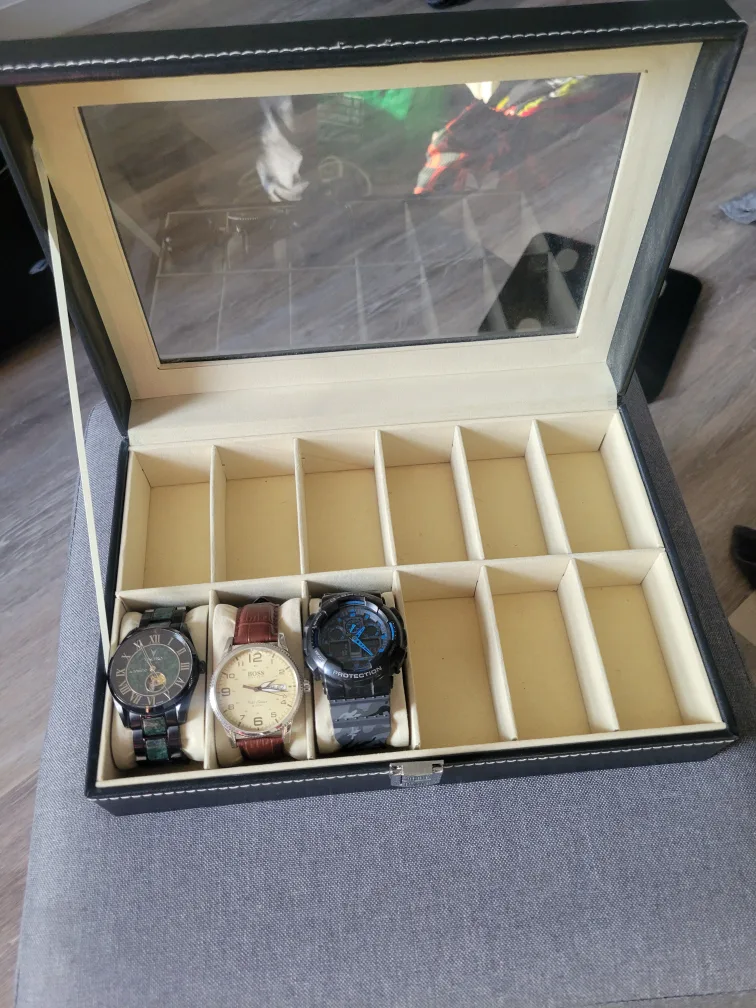 10-Slot Watch Box with Glass Top image indicator(2)