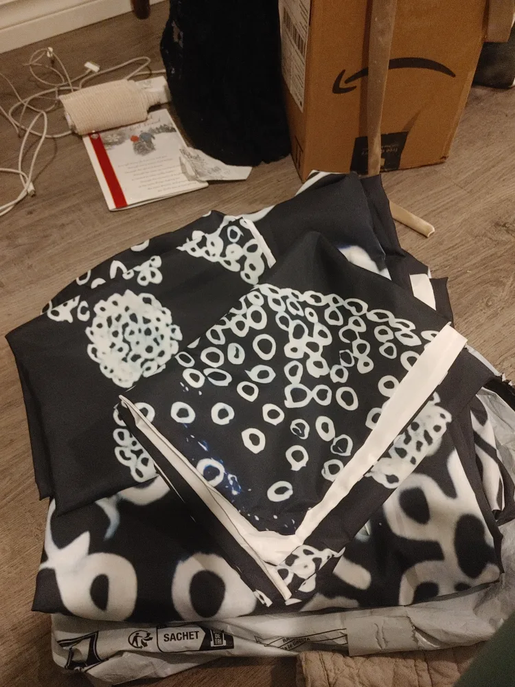 Black and white Circle Print Duvet Cover Set queen thumbnail