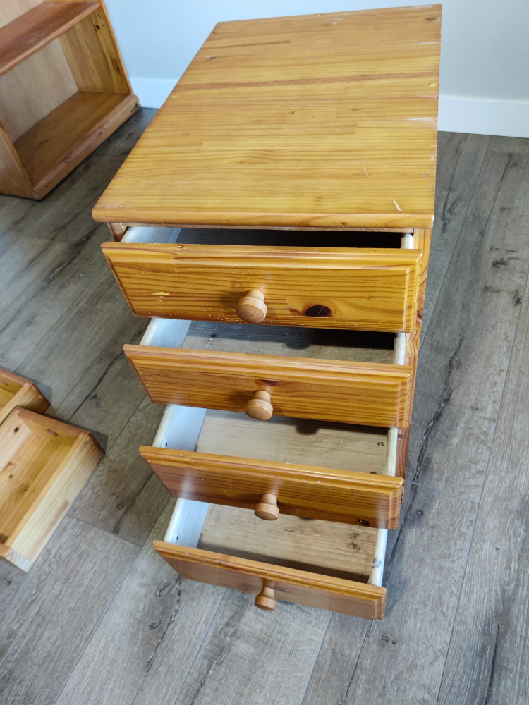 Solid Pine Wood Four-Drawer Chest - photo 3