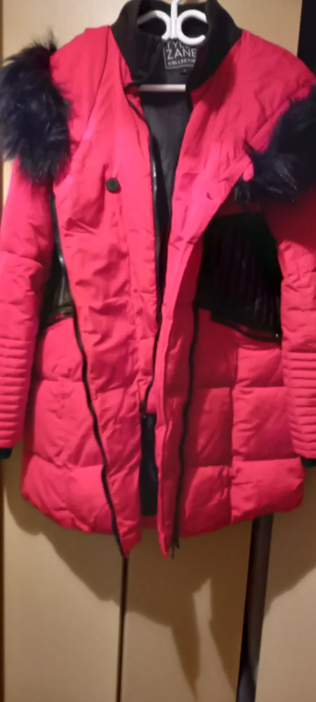 Red coat with Faux Fur Hood image indicator(3)