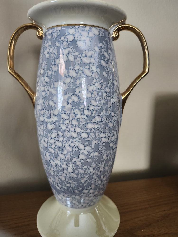 Vintage  Dominion of Canada  Porcelain Vase - photo 2