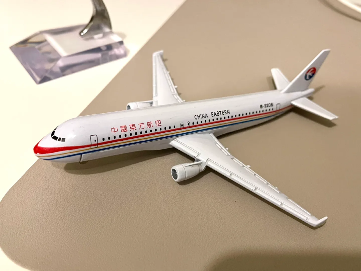 1:400 China Eastern A320 Model image indicator(3)
