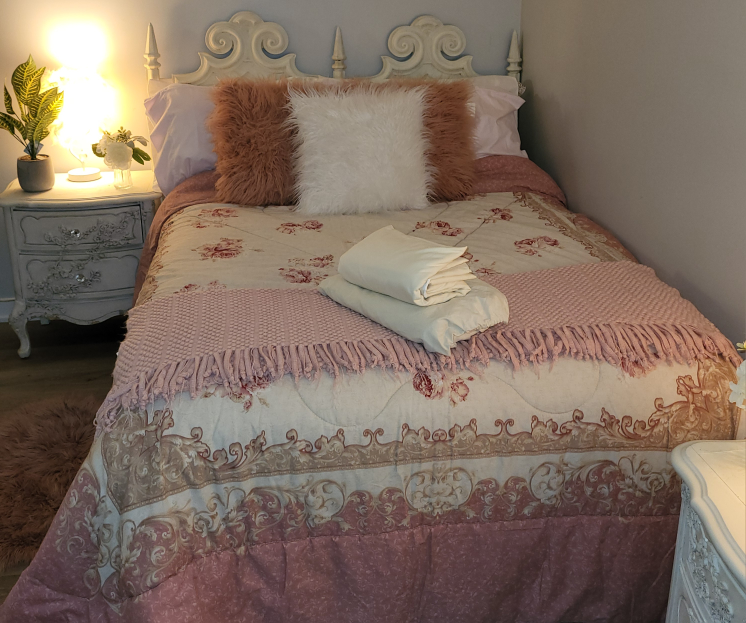 Queen bed comforter set, shabby chic floral