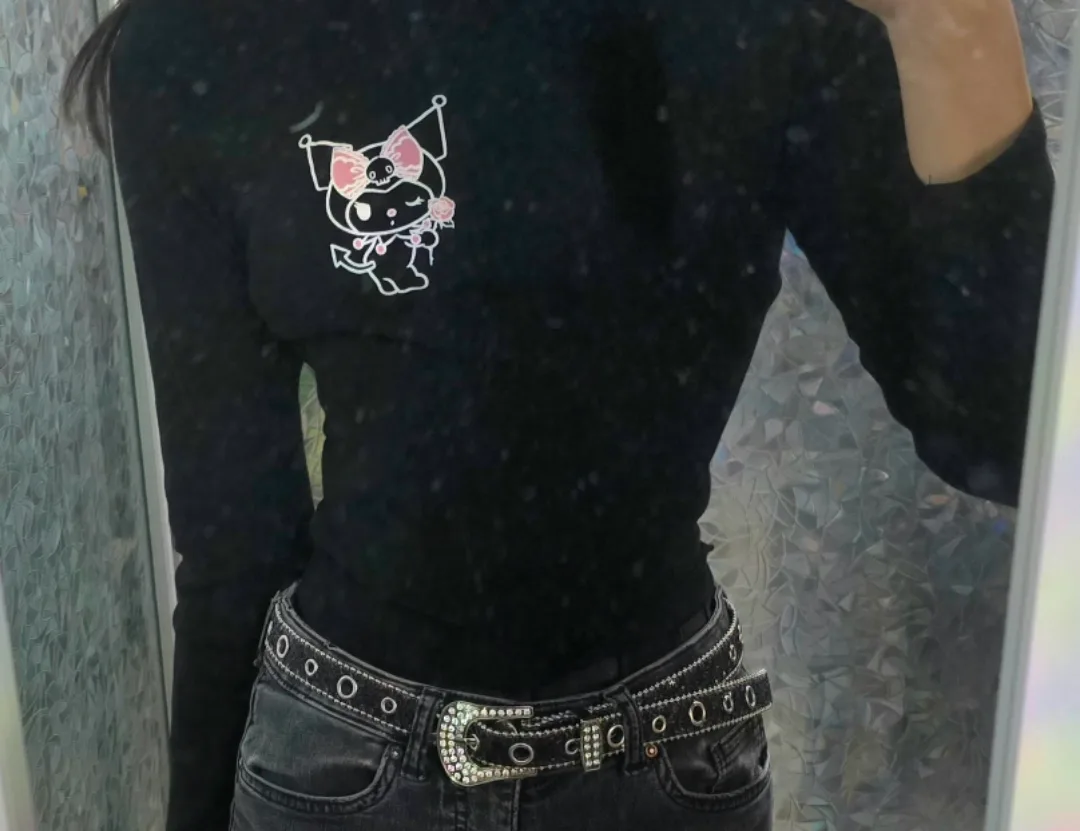 Grey Skinny Jeans & Black Kuromi Long Sleeve Crop Top Set thumbnail