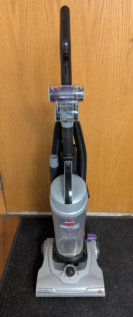 Bissell AeroSwift Bagless Upright Vacuum thumbnail