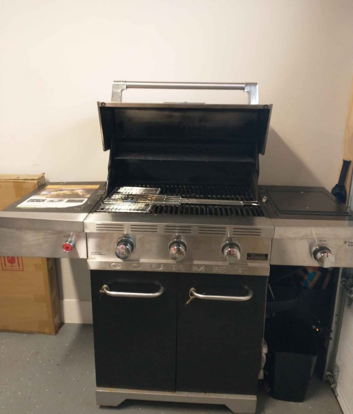 Cuisinart Gourmet 3 Burner Propane Gas Grill(bbq) - photo 5
