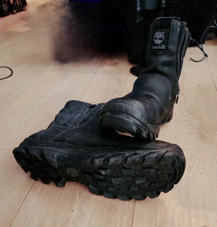 Men's Timberland Black Leather Boots image indicator(4)