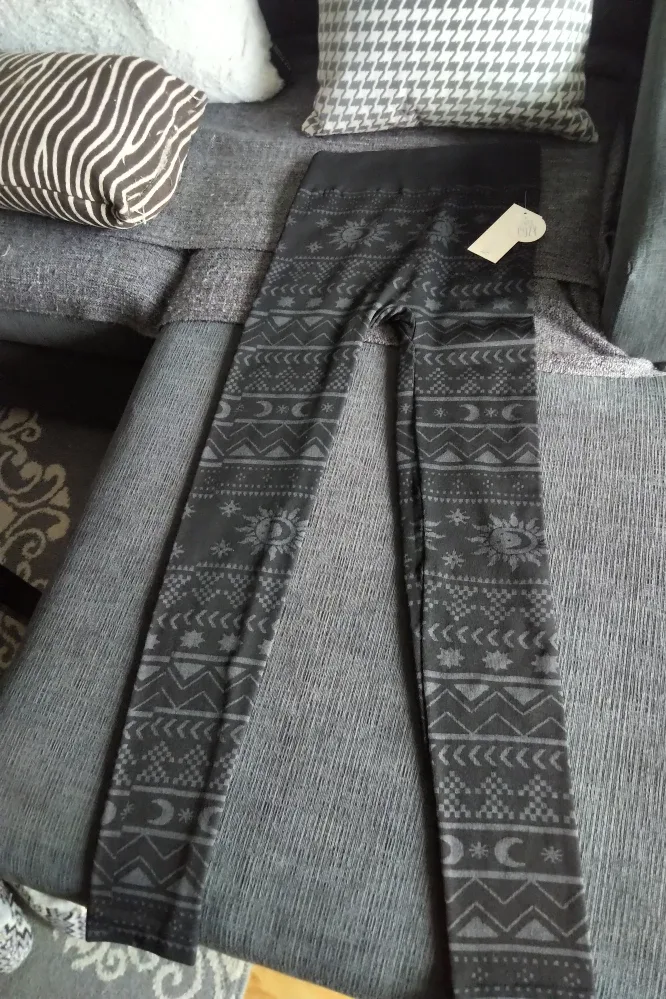 Super Cozy Fleece-Lined Leggings - Size Small/Medium image indicator(4)