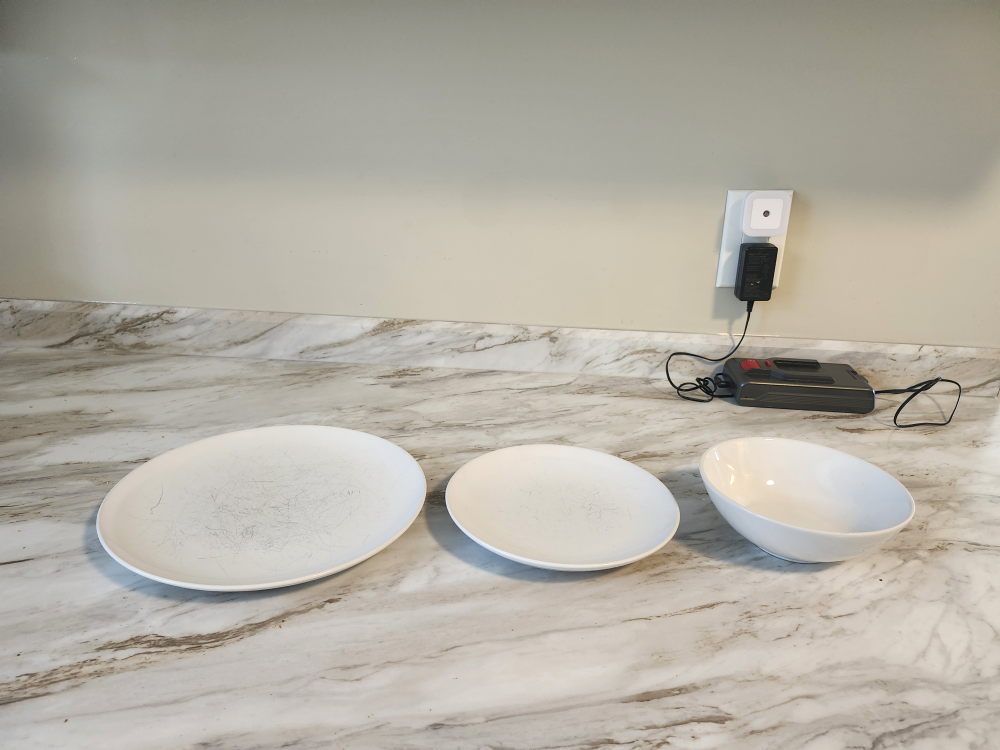 White Dinnerware Set