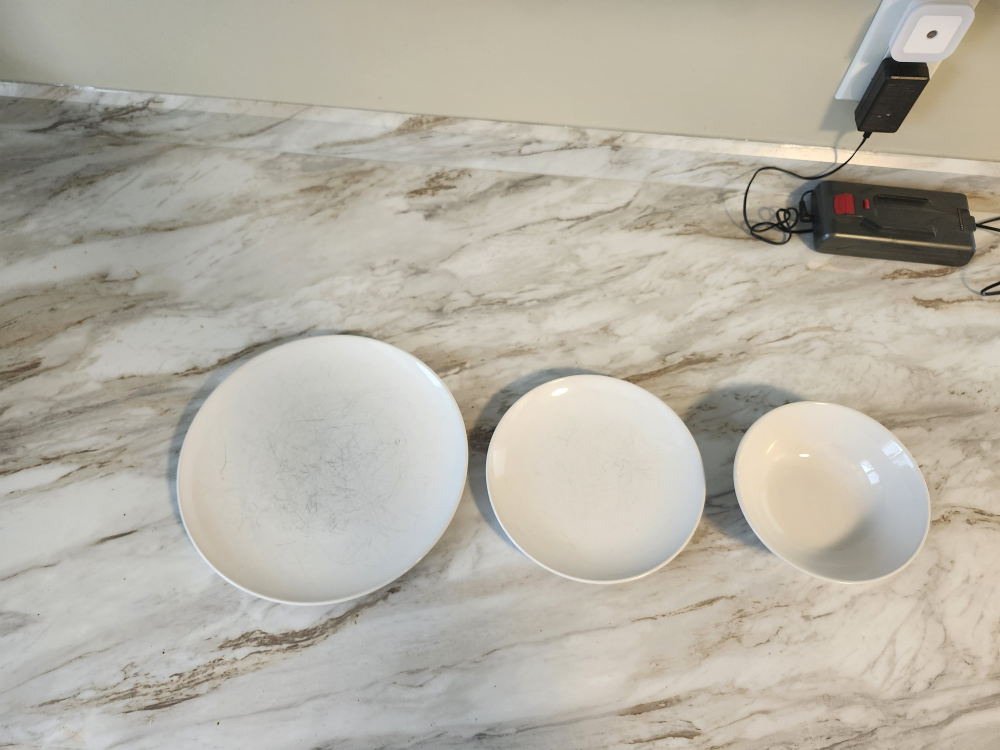 White Dinnerware Set - photo 2