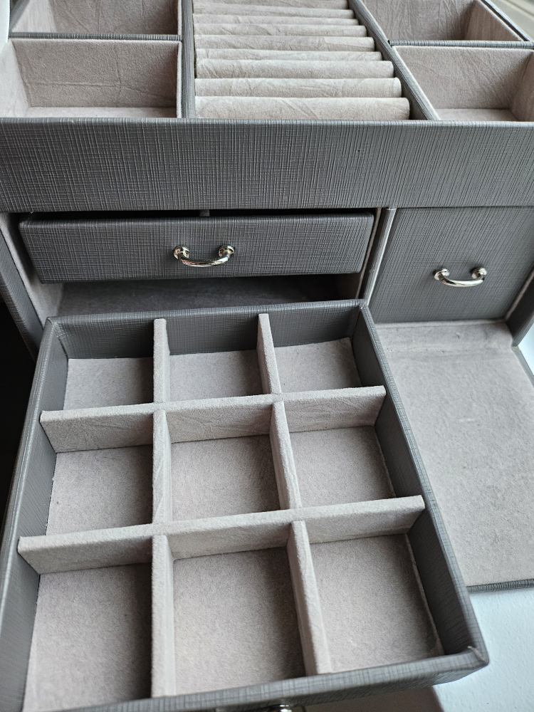 Large Grey Jewellery Box Organizer with Mirror - photo 5