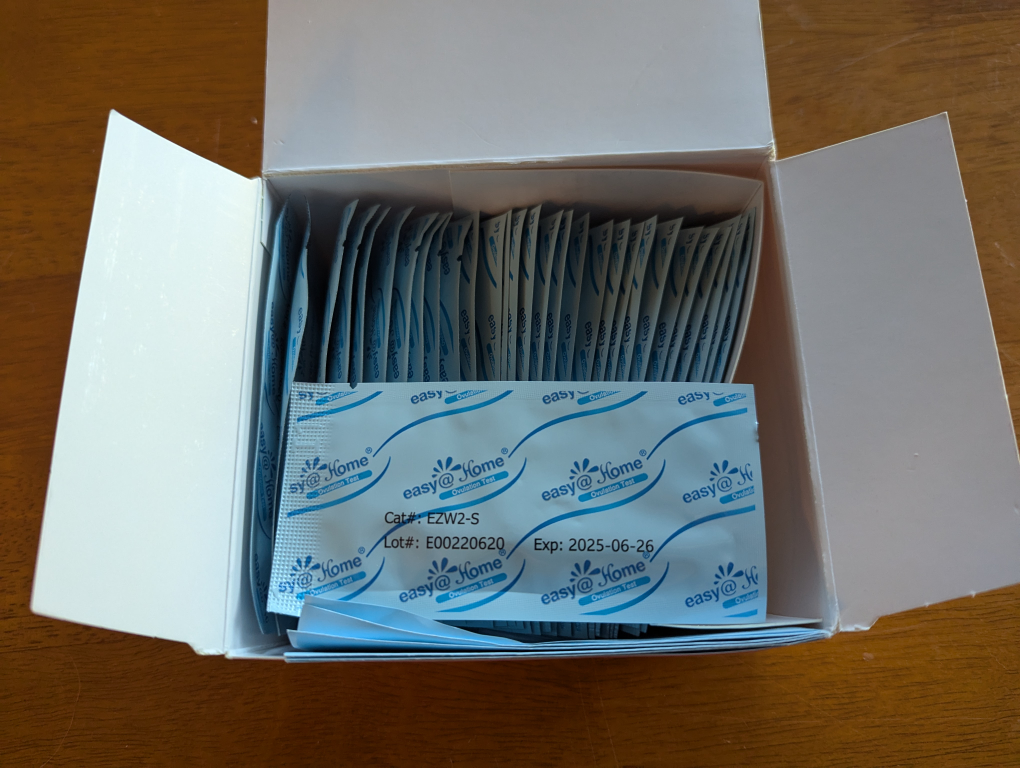 Easy @ Home Ovulation Tests (130) + Pregnancy Tests (15) - photo 3