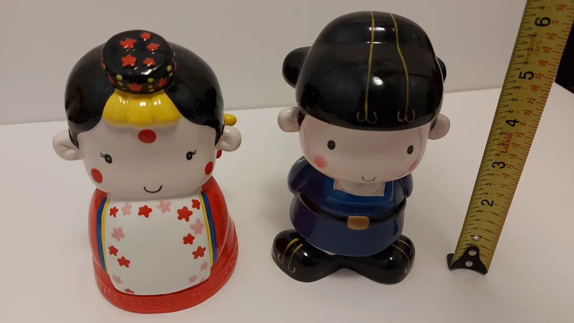 Charming Korean Couple Frottis Ceramic Coin Banks image indicator(7)