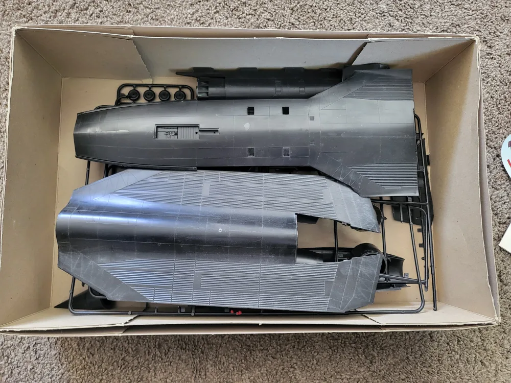 Italeri Lockheed SR-71 Blackbird Model Kit image indicator(4)