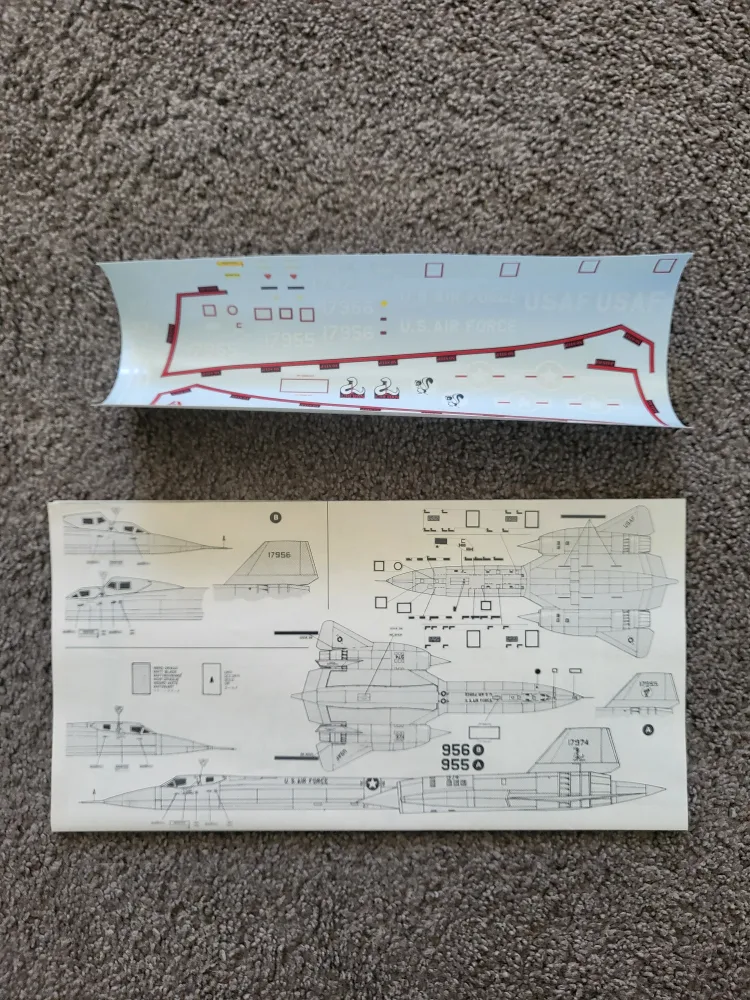 Italeri Lockheed SR-71 Blackbird Model Kit image indicator(6)