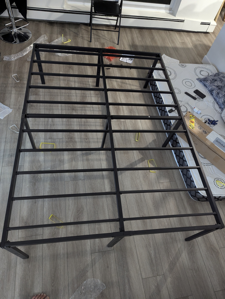 vecelo 18 inch queen bed frame - photo 3