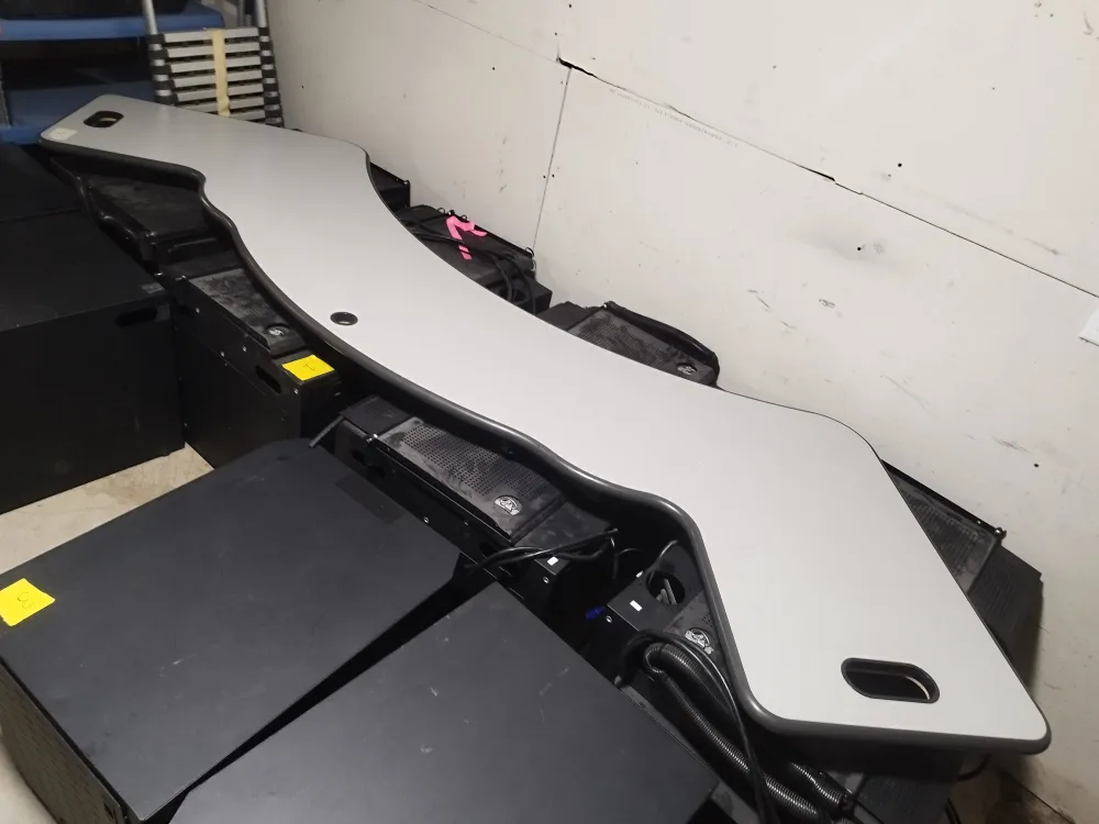 Systema Curved Control Room Console image indicator(4)