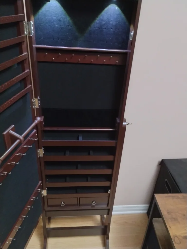 Full-Length Mirrored Jewellery Armoire image indicator(2)