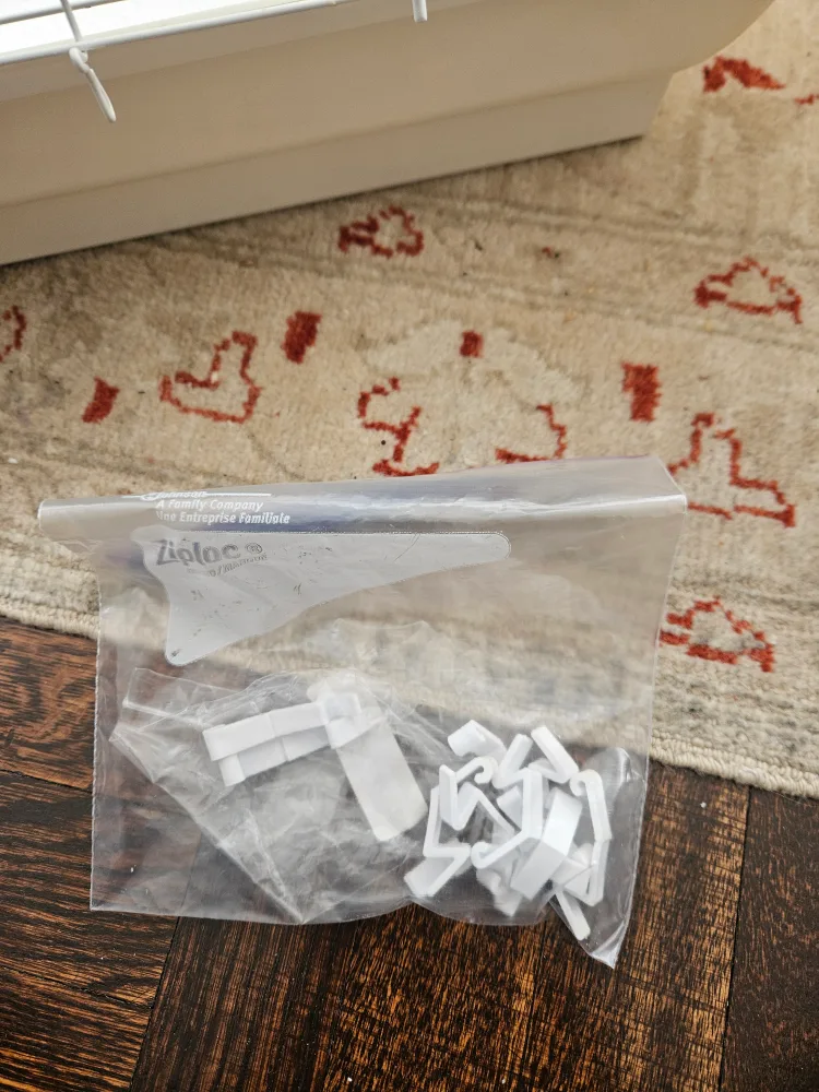 Bird Cage with Accessories image indicator(2)