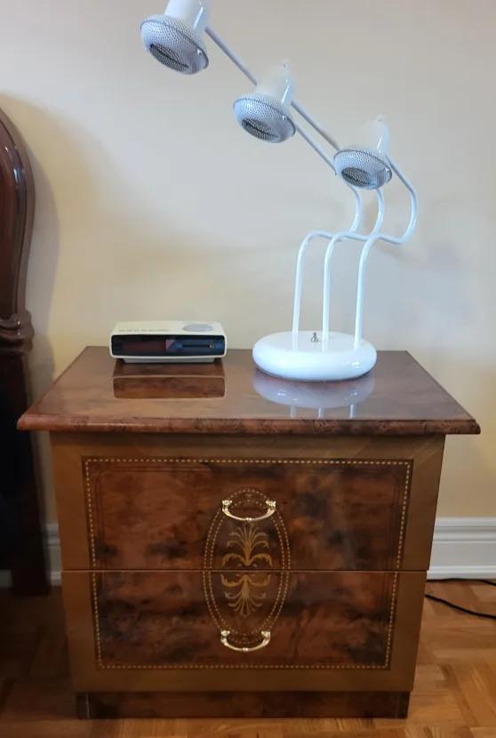 Queen Size Bedroom Set image indicator(4)