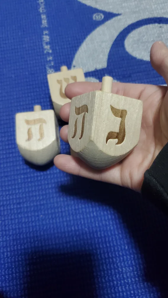 Wooden Dreidel image indicator(2)