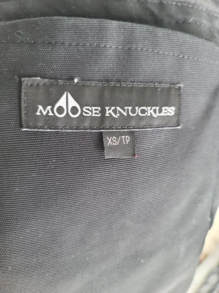 Moose Knuckles Down-Filled Parka - XS/TP image indicator(4)