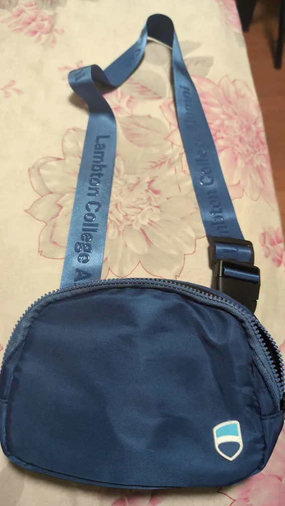 Lambton College Alumni Fanny Pack image indicator(2)