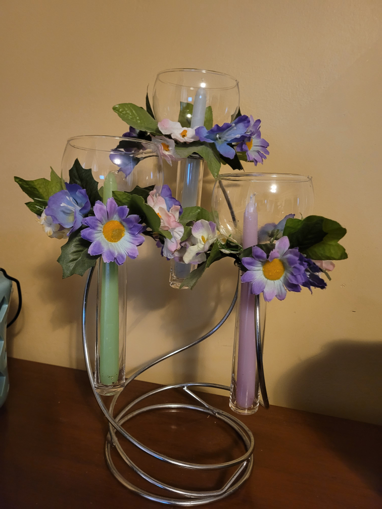 Triple Votive Candle Holder with Floral Accents - photo 5