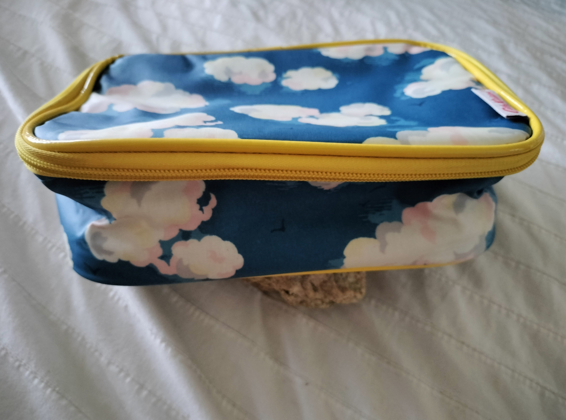 Cath Kidston Insulated Lunch Bag - Clouds Print - photo 3