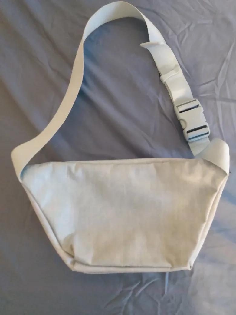 Herschel Supply Co. Light Blue Fanny Pack + ball cap bundle image indicator(2)