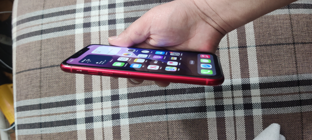 Iphone 11 128 GB - photo 2