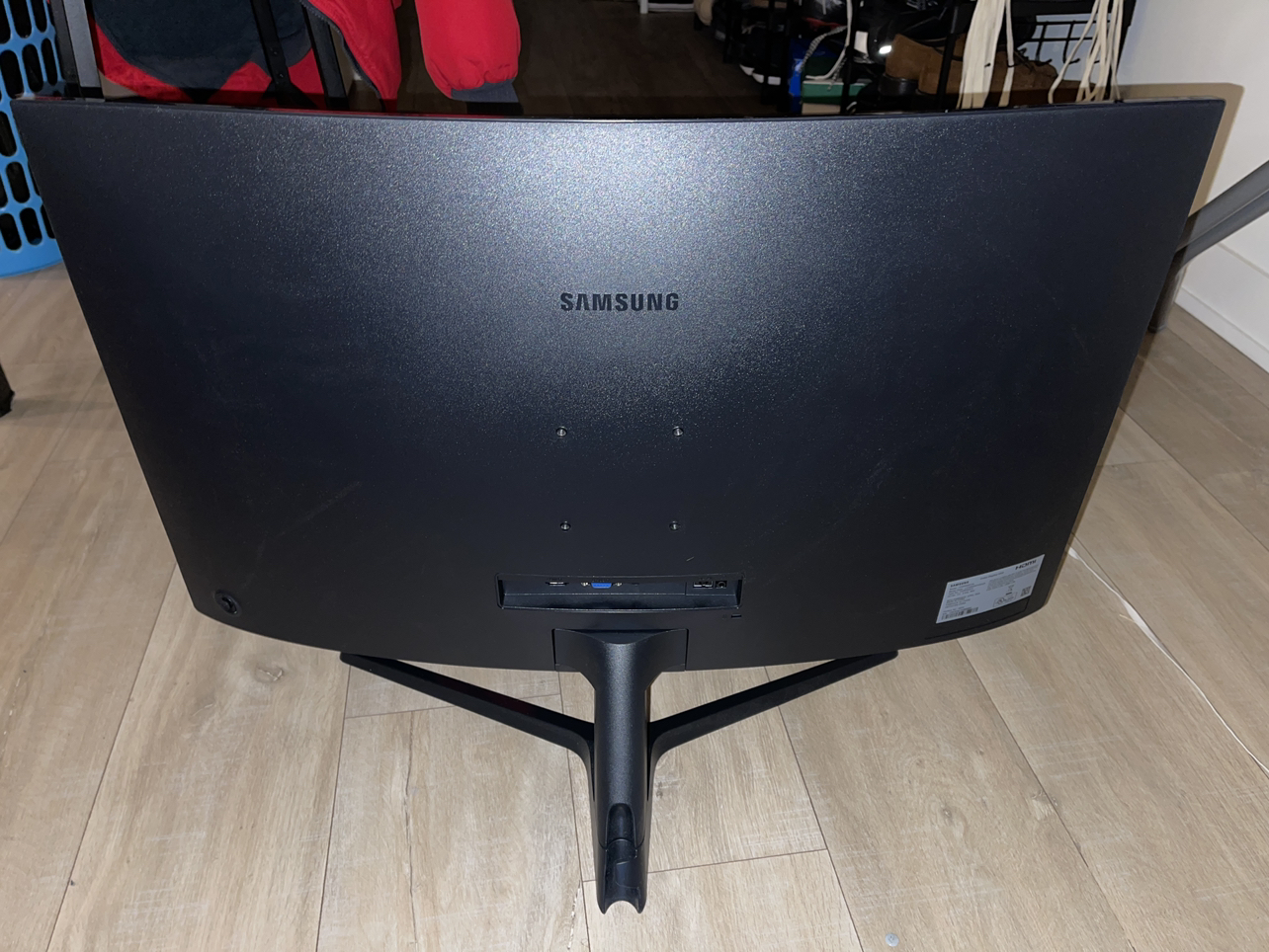 Samsung 32 inch curved monitor - photo 2