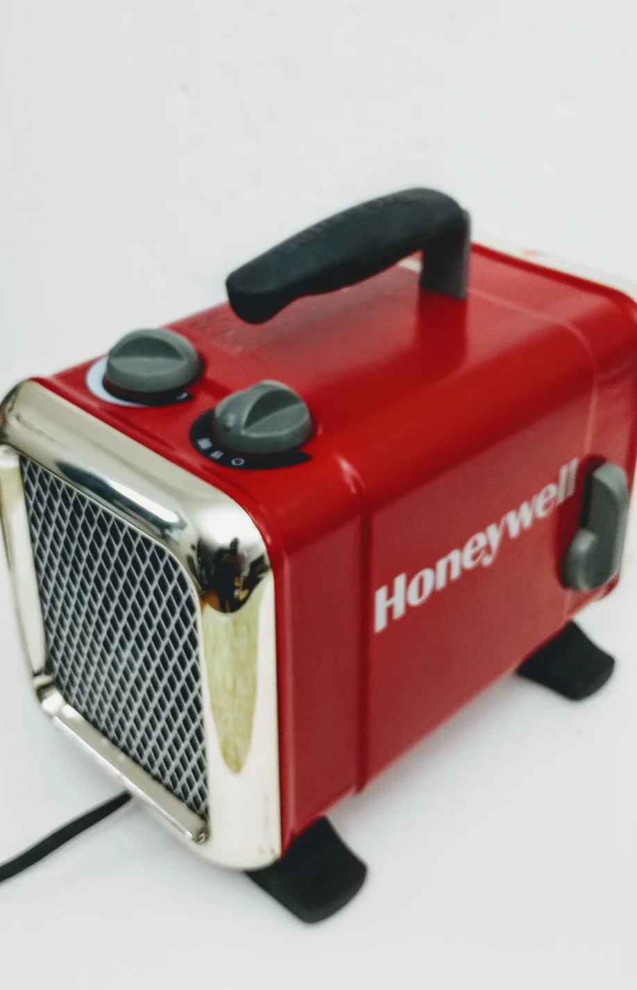 Honeywell Pro Series 1500W Ceramic Utility heater image indicator(2)