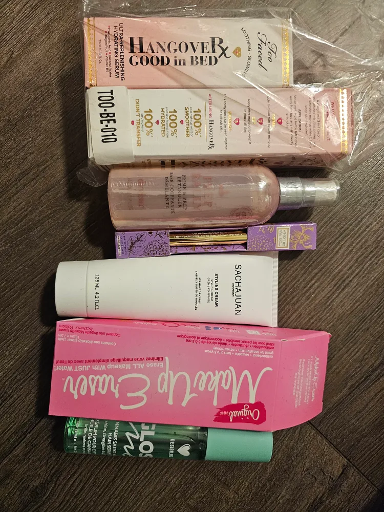 Misc Skincare, Haircare & Makeup thumbnail